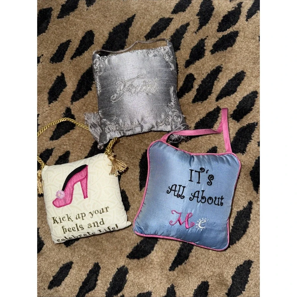 Gift Pillow Set Of 3  hanging Mini pillows4510‎
